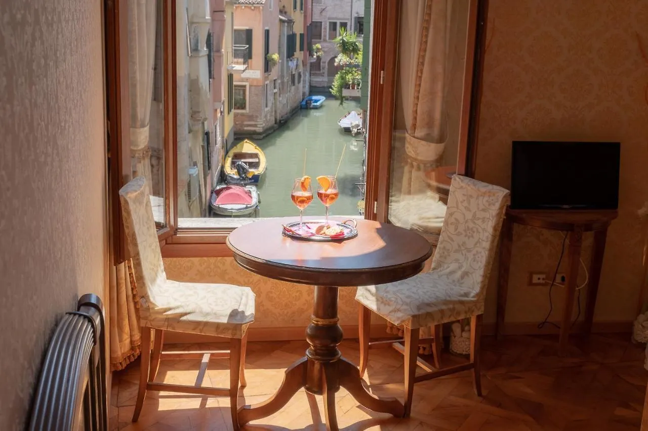 Dimora Al Doge Beato Vista Canale Venise Italie